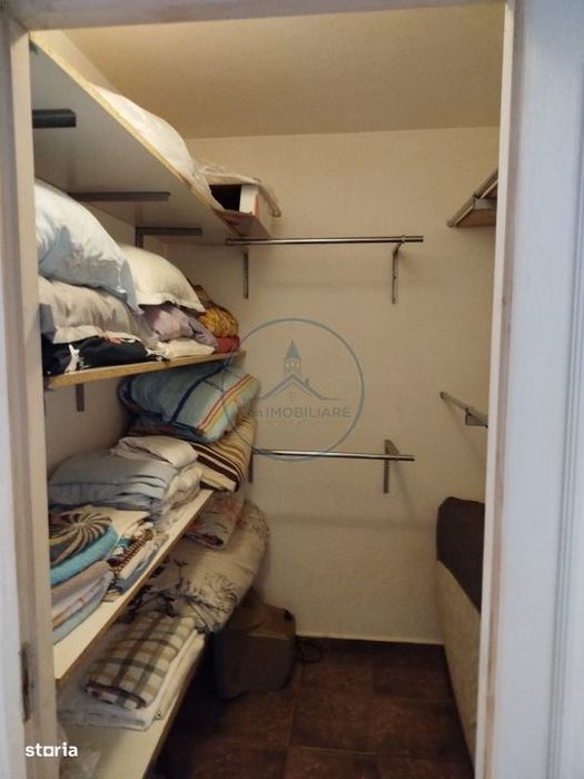 Apartament 2 camere etaj 2 zona Independentei