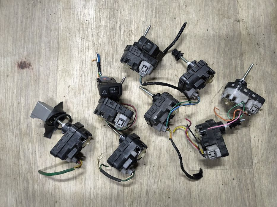 Корректор фар Тойота Хайс и другие