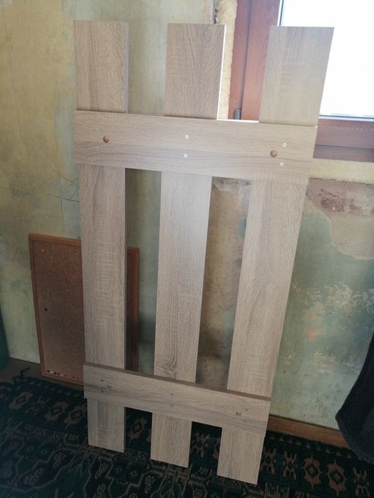 Стенна закачалка