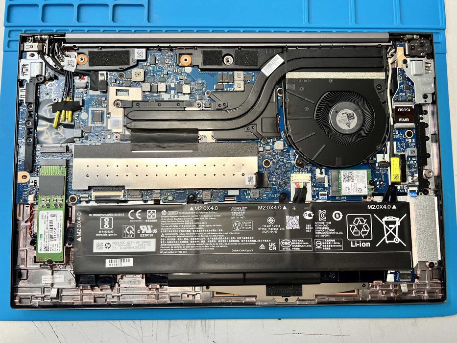 Реновиран лаптоп HP Zbook Firefly 15 G8 i7-1185G7 32GB 510GB T500 4GB