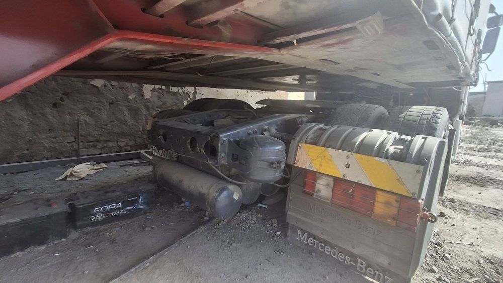 Mercedes Benz ACTROS 1845 Сотилади 
Йили: 2008