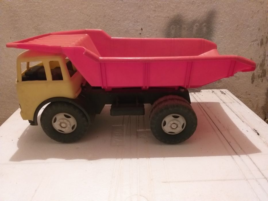 Камионче от Соца