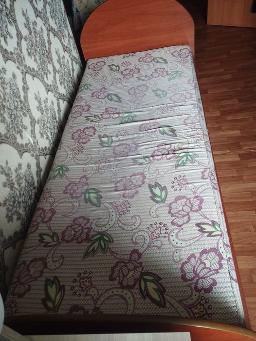 Продам кровать односпальная