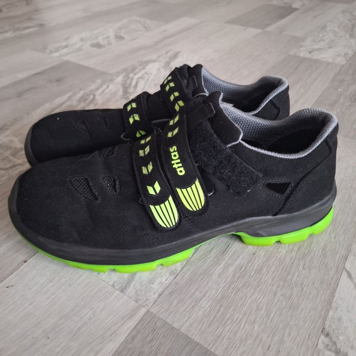 Bocanci de lucru cu bombeu Atlas nr 44