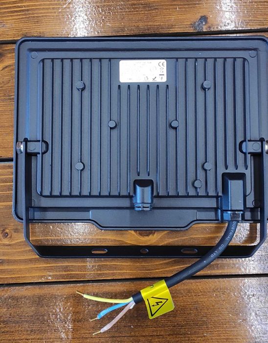 Reflector led 50w 80lei  100w 160lei