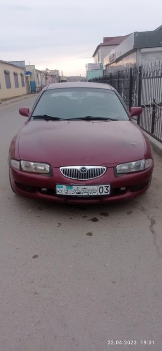 Продаю машину мазда кседокс 6