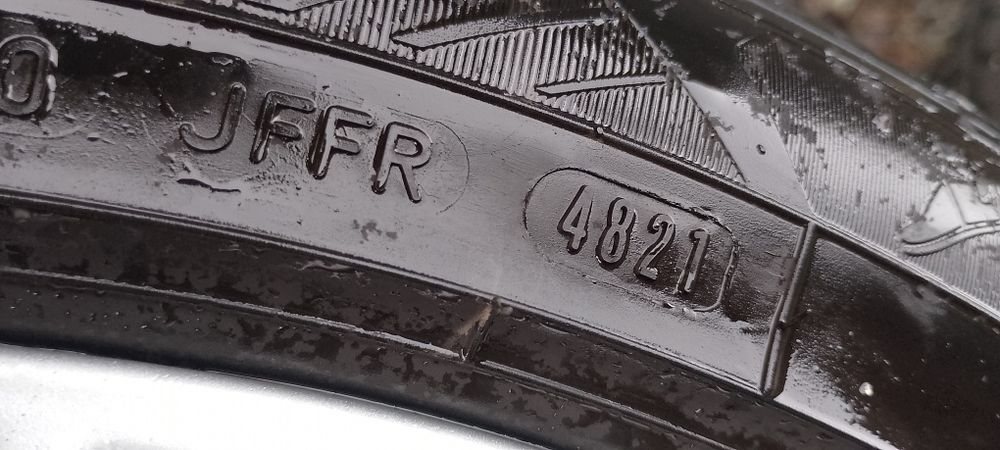 Roti audi cu cauciucuri 225 50 r 17