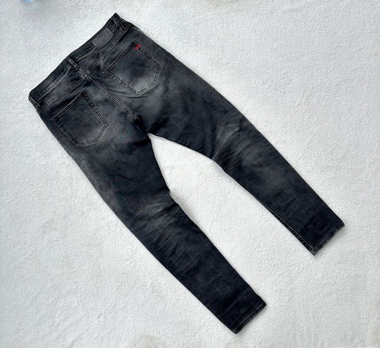 Мъжки дънки Diesel (D-Strukt Slim Fit) - размер W33 / L34, Отлично състояние
