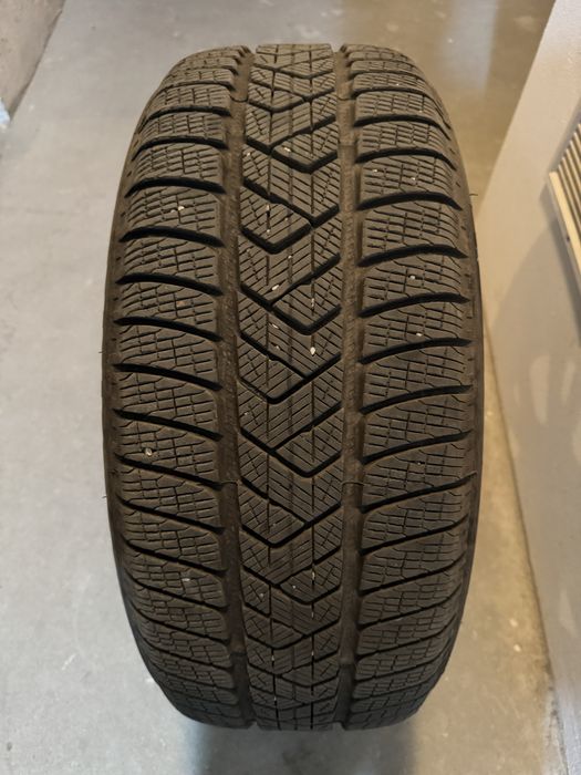 Roti complete iarna BMW X5 X6 M style 223 in 2 latimi 19 inch