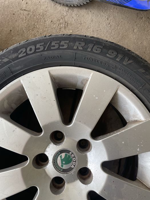 Vand jante cu anvelope de vara