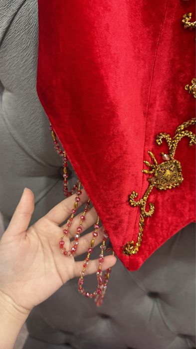 Кажекей мен Бешпет