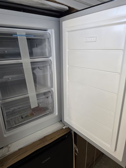 Нов малък фризер Боман/Bomann 87 л