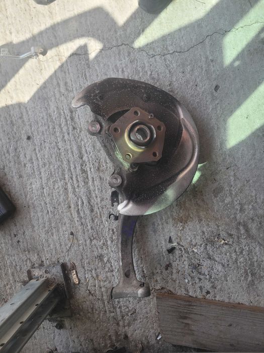 Fuzeta Audi A4 B9 stanga dreapta 2017