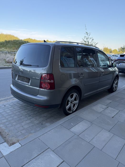 VOLKSWAGEN Touran 2010 — imagine 5