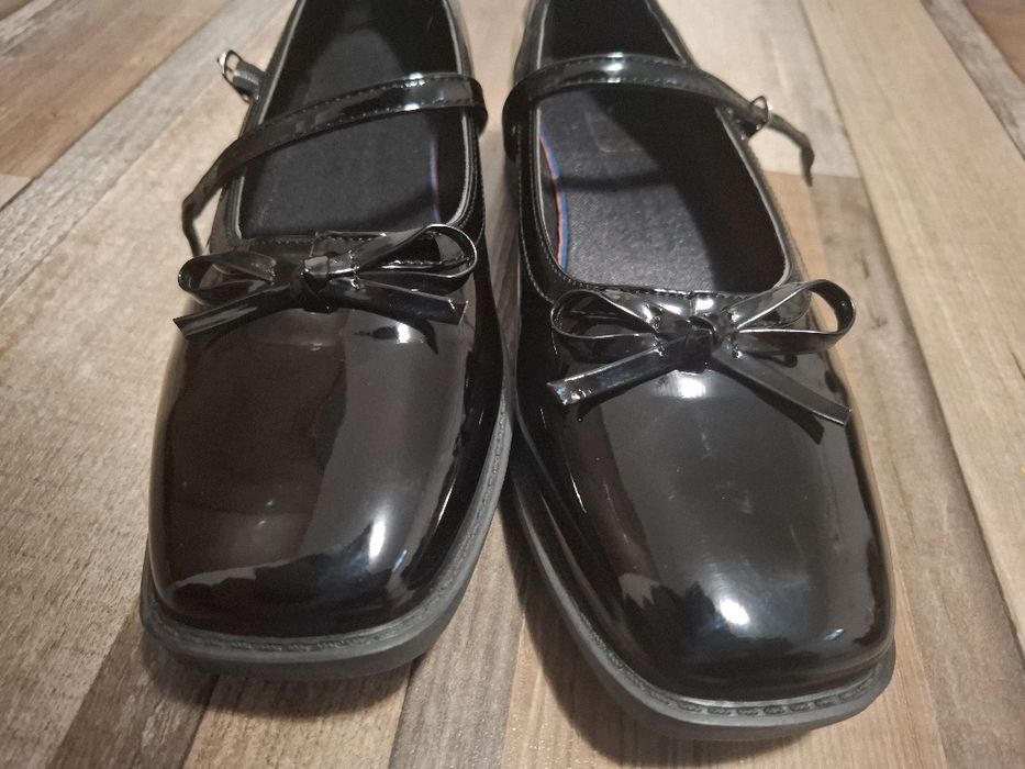 Pantofi mărimea 41.5