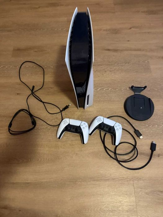 Sony PS5 Blu-Ray Edition + 2 контролера