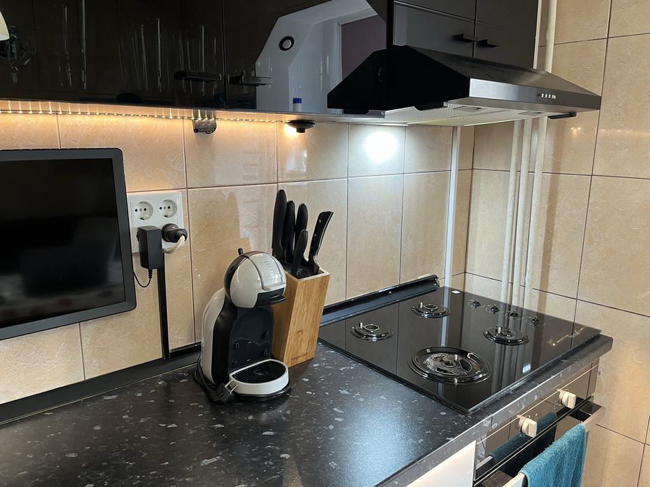 Bucatarie completa cu electrocasnice