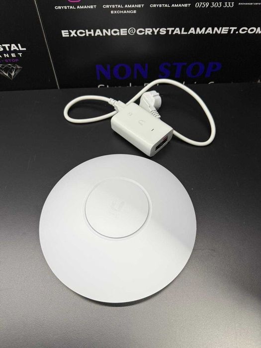 Access Point Ubiquity U6-LR + POE Injector