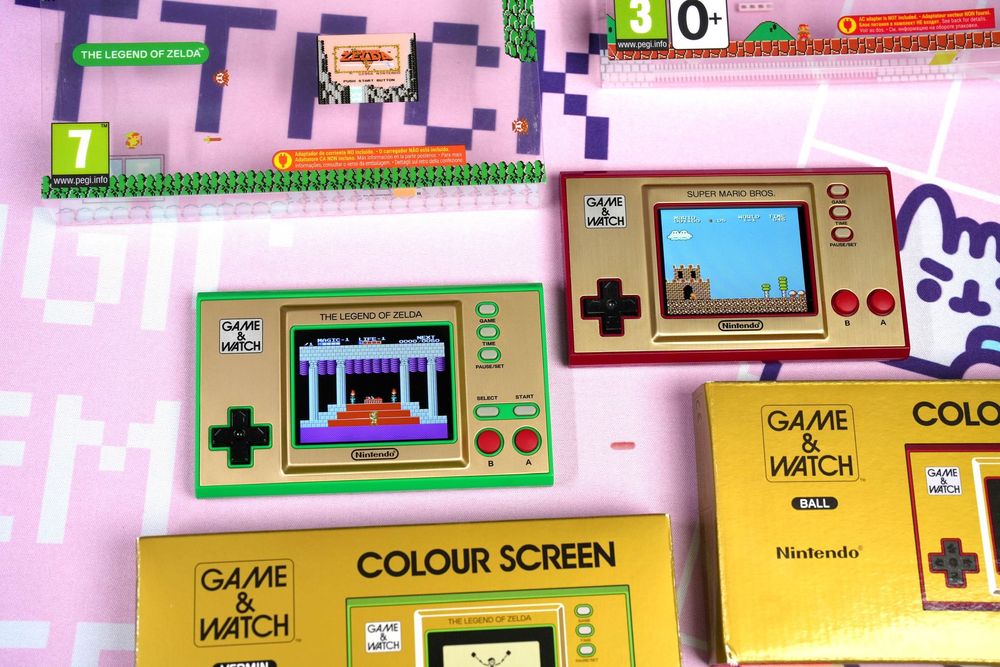Nintendo Game and Watch Zelda si Mario