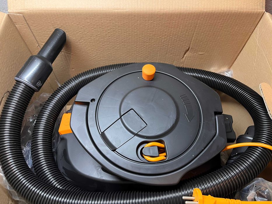 Aspirator Profesional TASKI Aero 8 plus