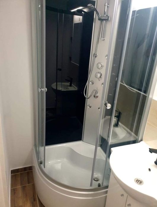 Închiriez ap 2 camere•centrală pe gaz•climă•cheltuieli mici