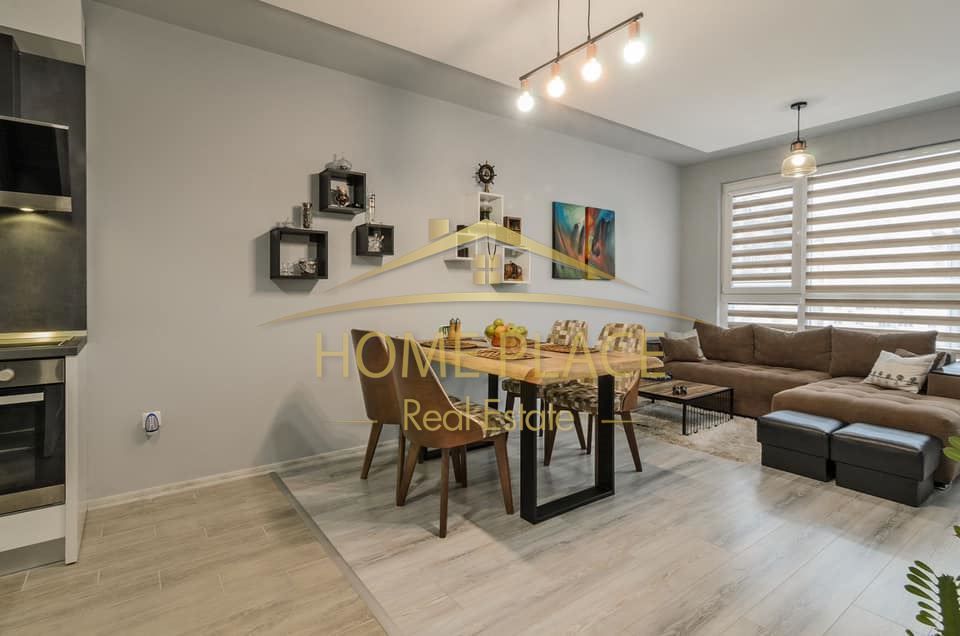 Дава се под наем Двустаен апартамент в Варна, Кайсиева градина - 60 кв.м за 561 € - Снимка #1