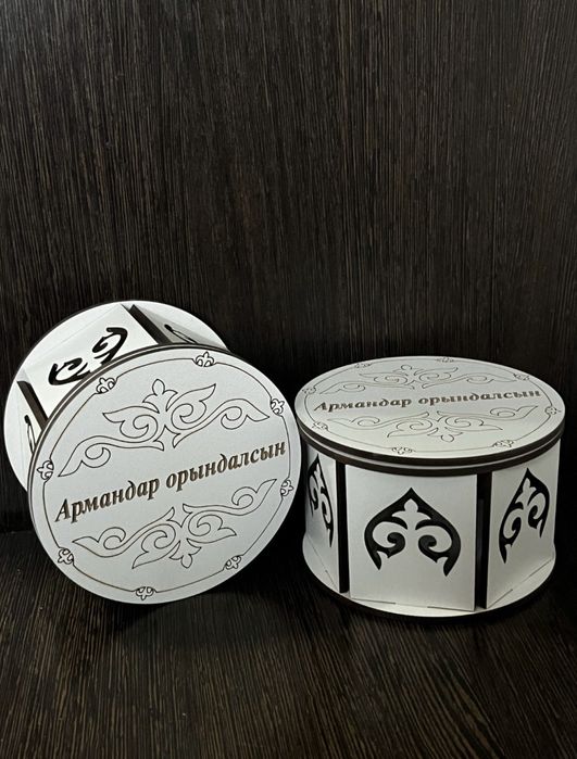 Тойбастар шкатулка круг