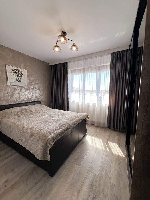 Vand apartament 3 camere Valea Lupului