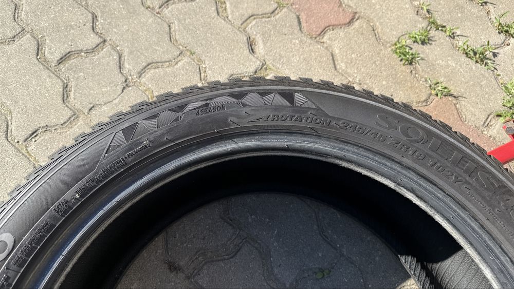 2 anvelope Kumho Solus 4S HA32, 245/45/ZR19 102Y, all season, Dot 44/24