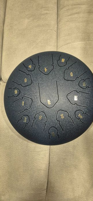 Ударен музикален инструмент Хандпан