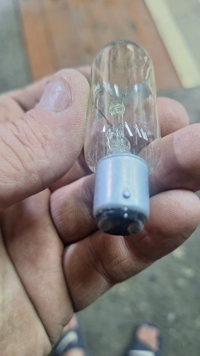 Лампа контрольная 220вольт 10вт двух контактная