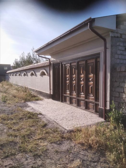 Аренда дачи чирчик 10 км от парка новый Узбекистан