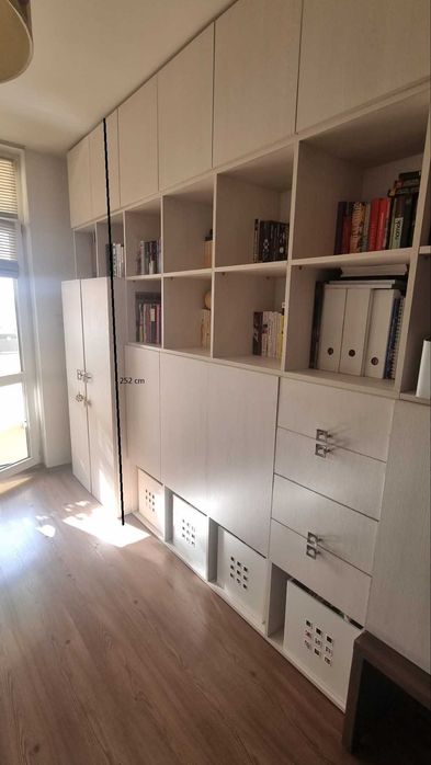 Секция с гардероб за спалня или кабинет