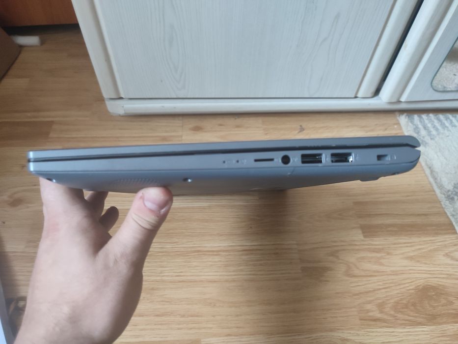 Carcasa Completa + Tastatura OK - Asus R521U