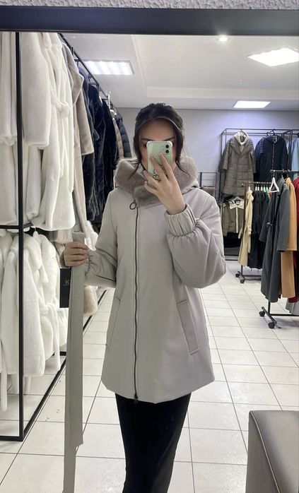 Продам куртку(новая)