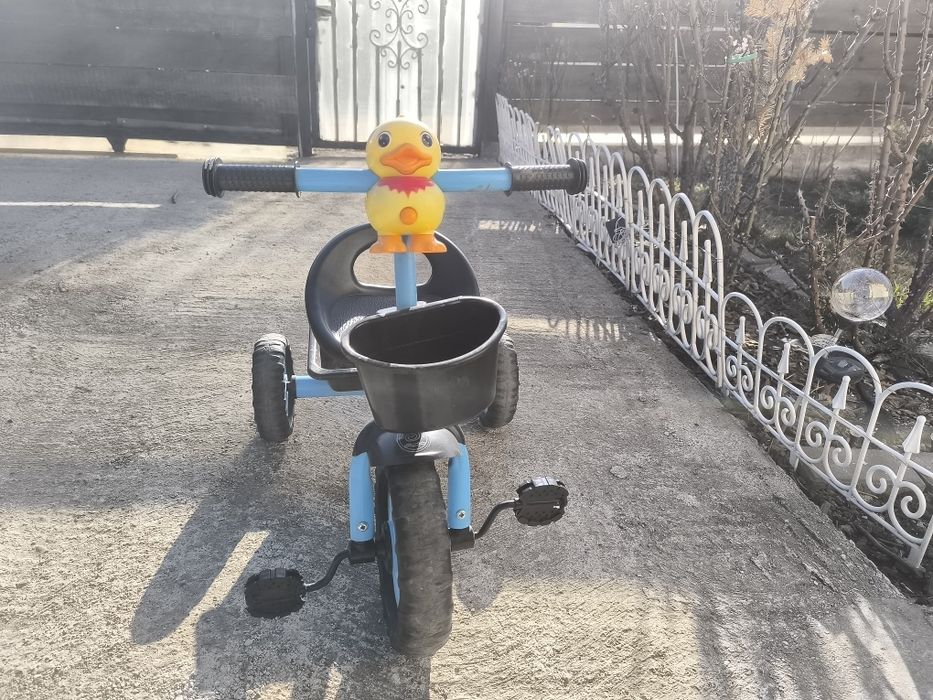 Tricicleta copiii 2 ani in stare buna de funcționare
