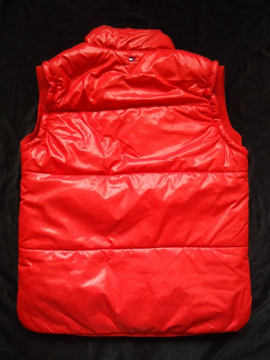 Vesta rosie L barbati gluga retractabila in guler 3 buzunare