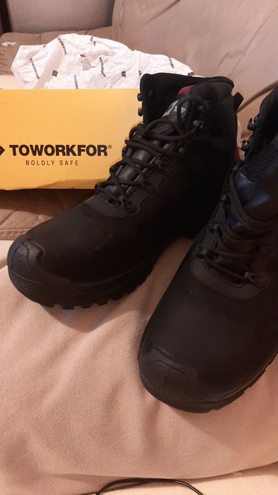 Bocanci protectie Volt. Made in Portugal.marimea 45