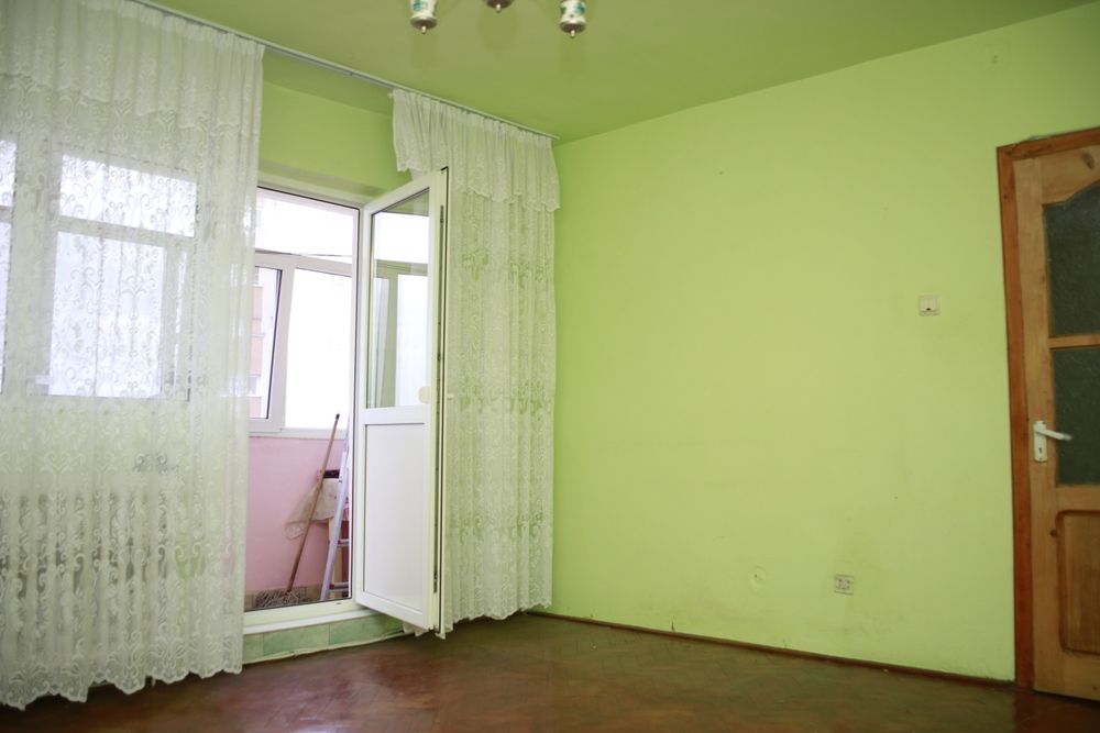 apartament cu 2 camere de vânzare