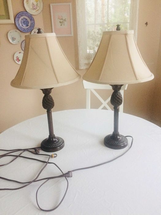 Красиви винтидж настолни лампи