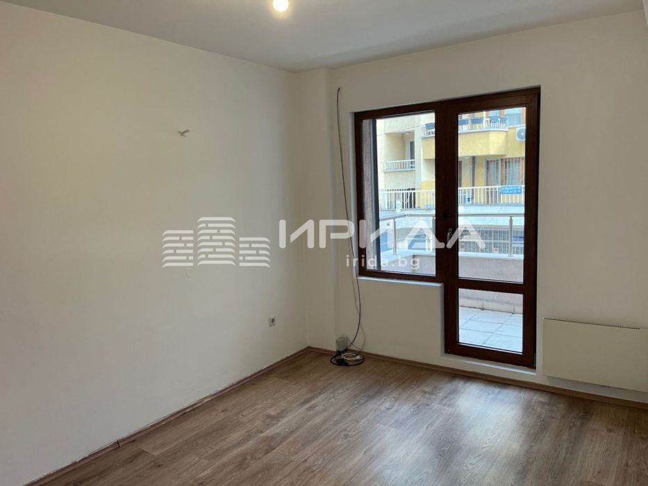 Тристаен апартамент в гр. София