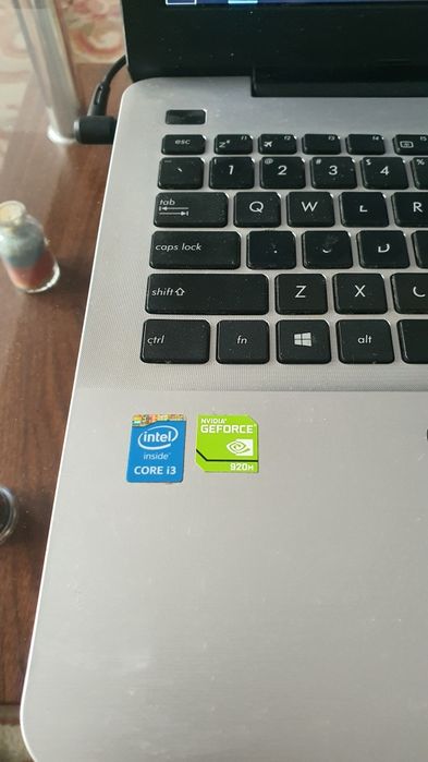 Laptop Asus X555L - SSD 250 GB-  i3 - 4GB - Geforce 920M