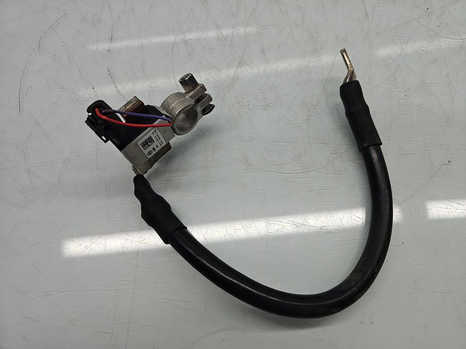 Borna baterie (-) AUDI A4 (8K2, B8) [Fabr 2008-2015] 8T0915181
