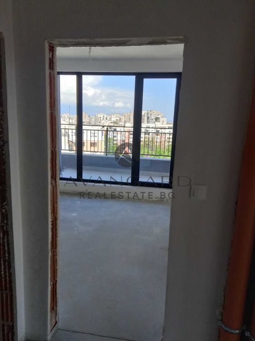 Продава се Двустаен апартамент в Пловдив, Тракия - 100 кв.м за 1330 €/кв.м - Снимка #4