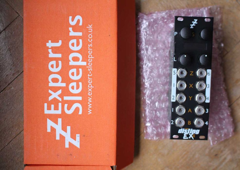 Eurorack модули и захранване