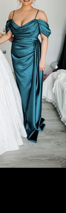 Vand rochite elegante !