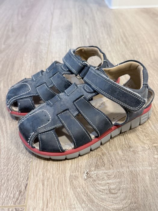 Сандалии детские 28р