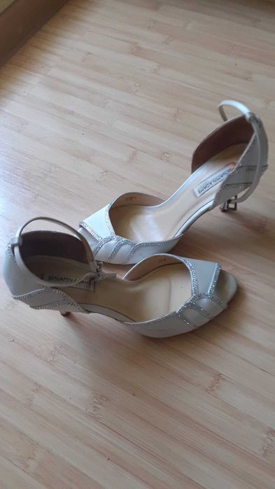 Sandale pentru nunta, eleganti, foarte comozi, marimea 38