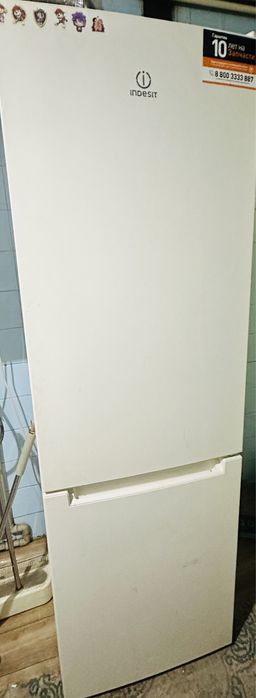 Холодильник. Индезит