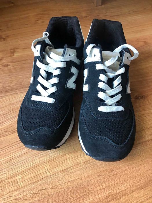Vand adidasi, sneakers, New Balance, NB
